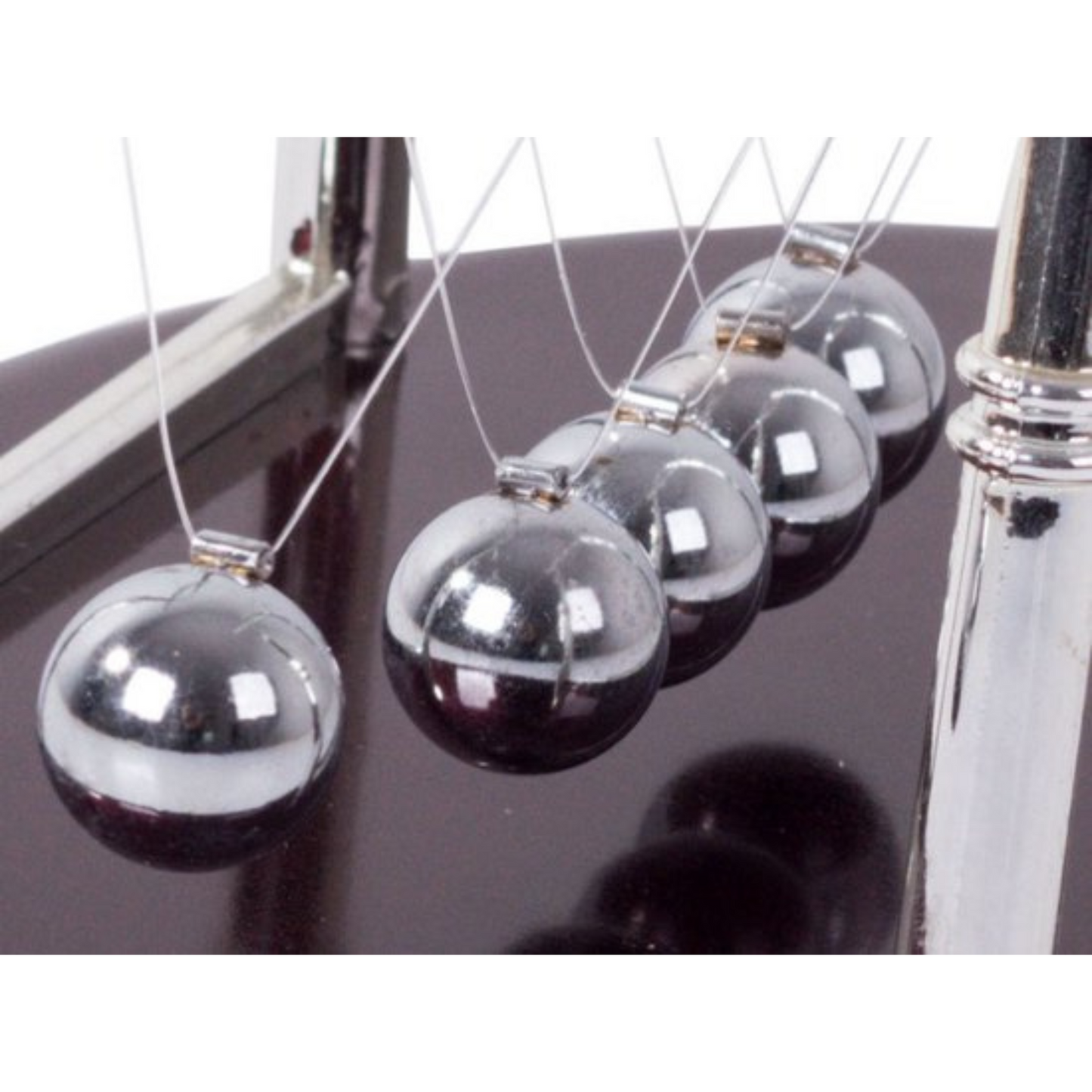Newton Cradle - Newton Pendel - Slingerballen - Newton - Balanceerballen